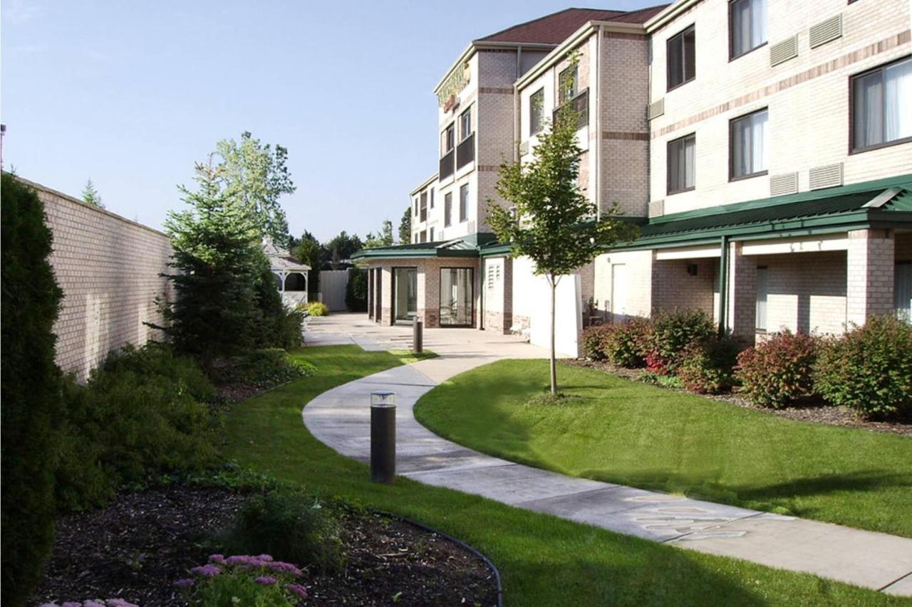 Courtyard Detroit Brighton Otel Dış mekan fotoğraf
