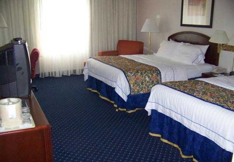 Courtyard Detroit Brighton Otel Dış mekan fotoğraf
